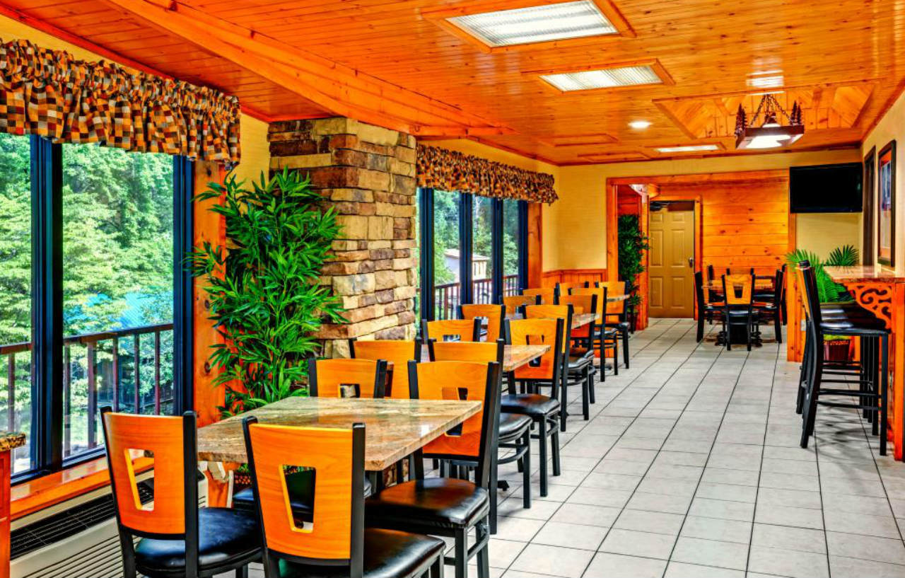 Baymont By Wyndham Gatlinburg On The River Exterior photo